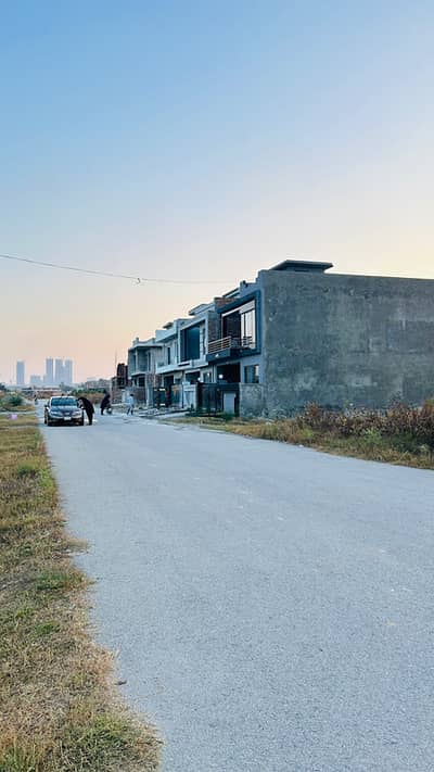 14 MARLA PLOT FOR SALE ON REASONABLE PRICE