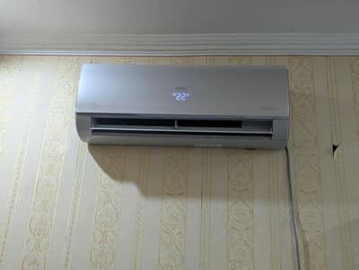 Haier Invertor 1 Ton AC for SALE