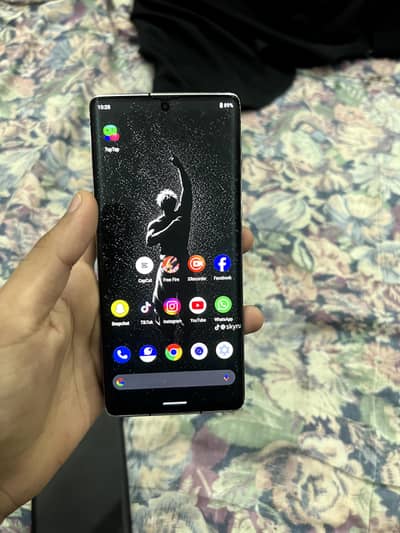 aquos r6