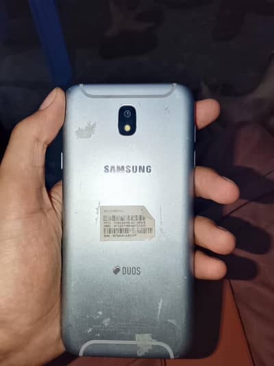 Samsung Mobile J7 Pro.  urgent sale