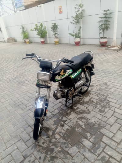 bilkul fit hai bike 03194817648