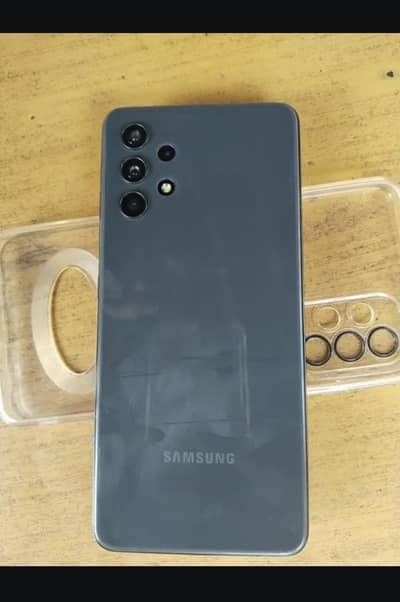 Samsung Mobile A32 Box