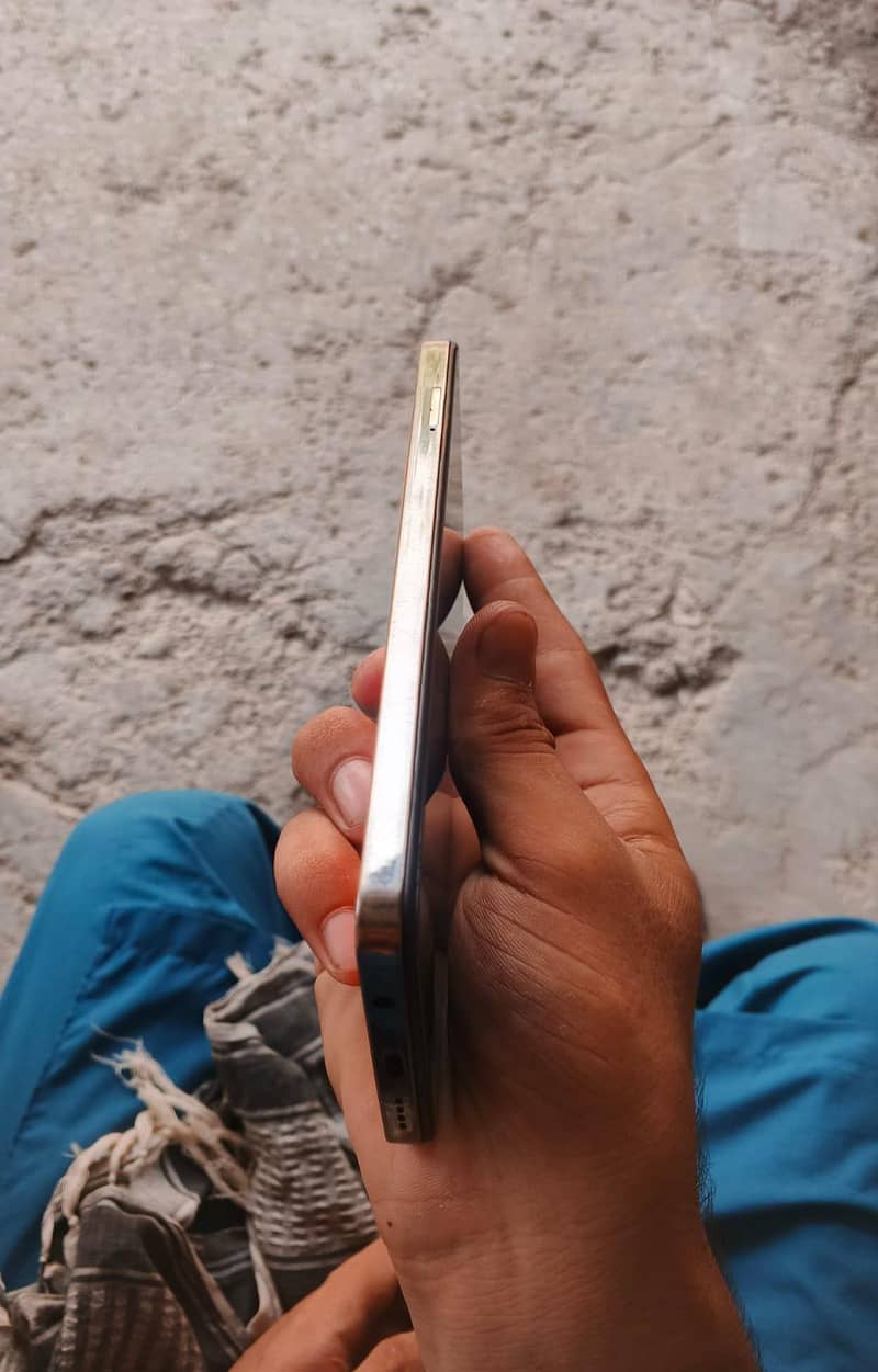 Infinix Note 30 5