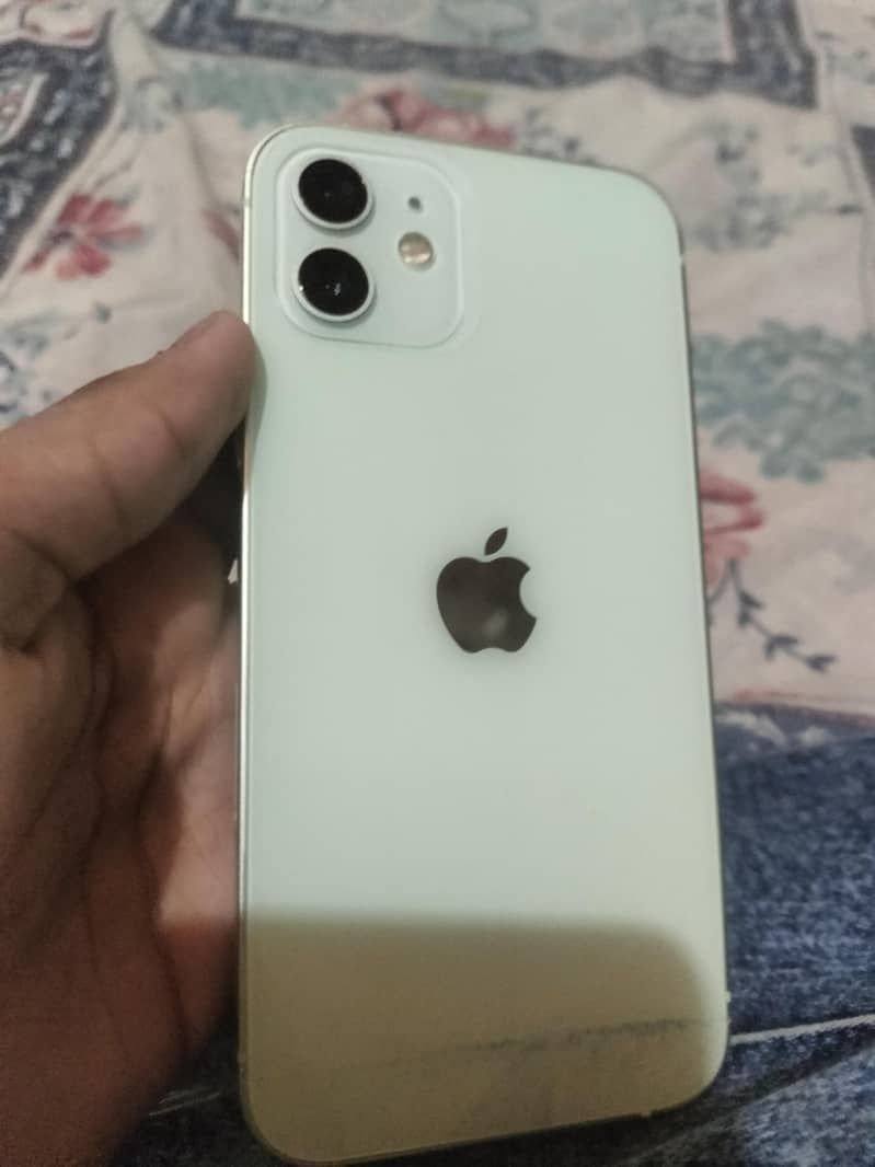 Apple iPhone 12 5