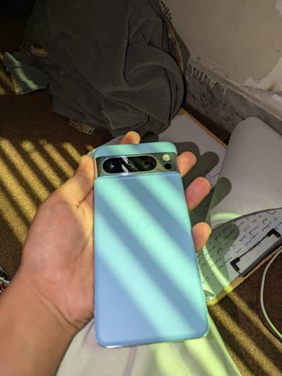 Google Pixel 8 Pro
