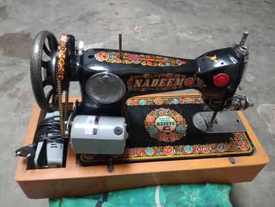 Nadeem sewing machine with moter just 5 month used