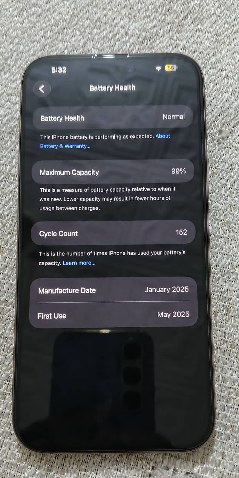 Apple iPhone 16 Pro Max 9