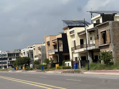 Bahria enclave islamabad sector N 8 Marla Possesion able plot for sale at investor rate