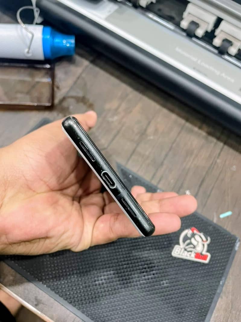Google Pixel 6 3