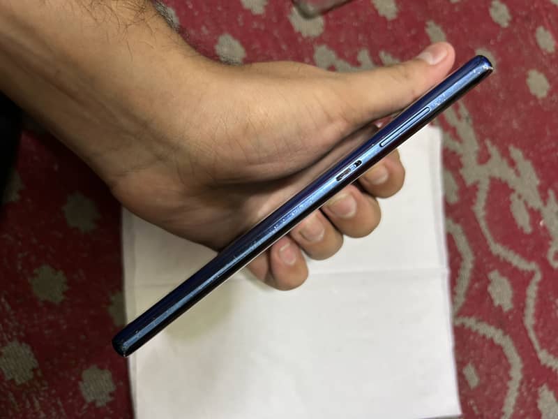Samsung Mobile Note 8 3