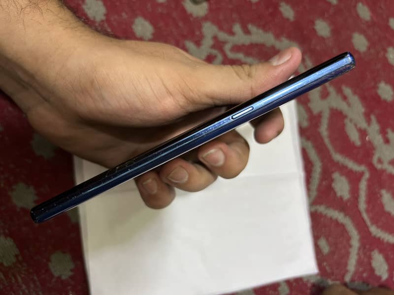 Samsung Mobile Note 8 5