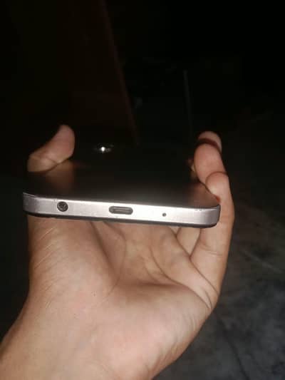 Vivo Y04