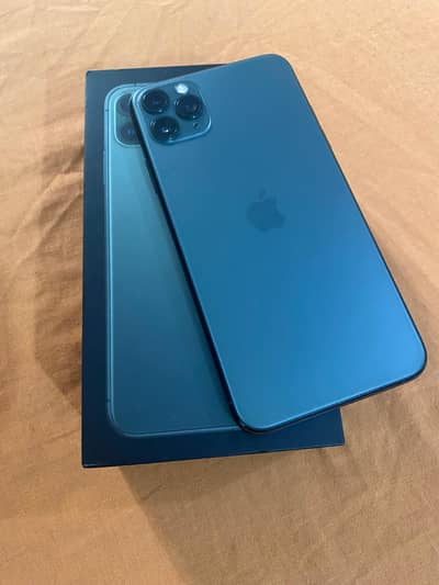 Apple iPhone 11 Pro Max with box