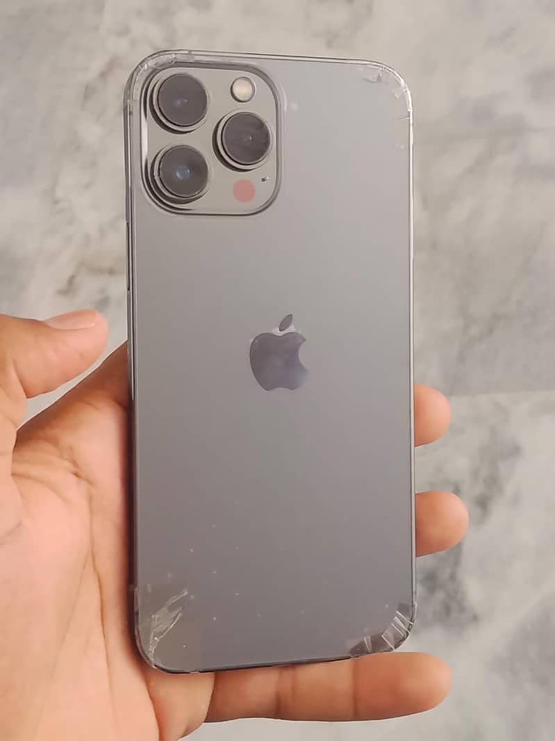 Apple iPhone 13 Pro Max 2