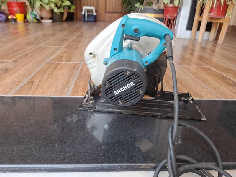 circular saw 1