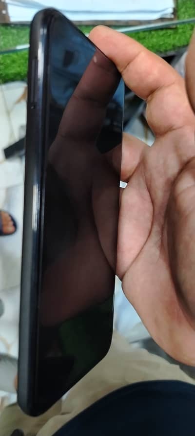 Black color 8-256 33w fast charger