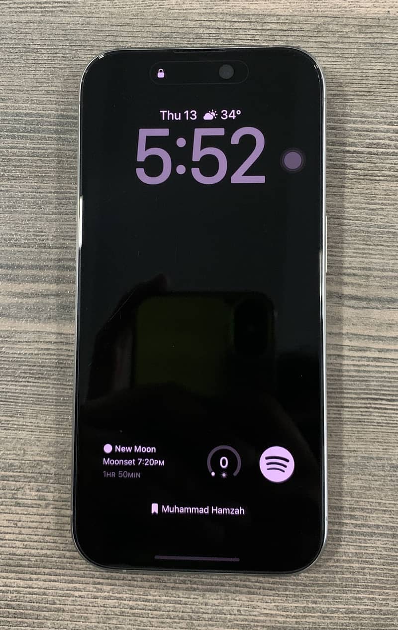 Apple iPhone 15 Pro 4
