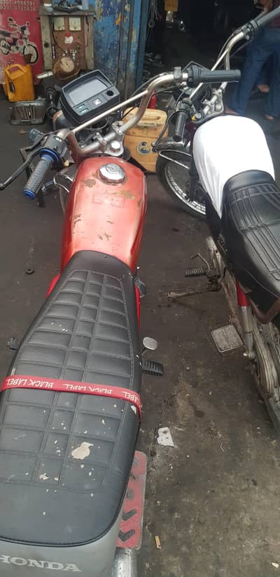 bike all ok ha engan ka w8 rod hona ha ore bike ki file later ore rase