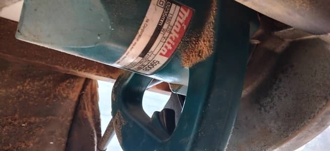 Makita Japan hand cutter 10" condition 10/10 nut to nut ianion