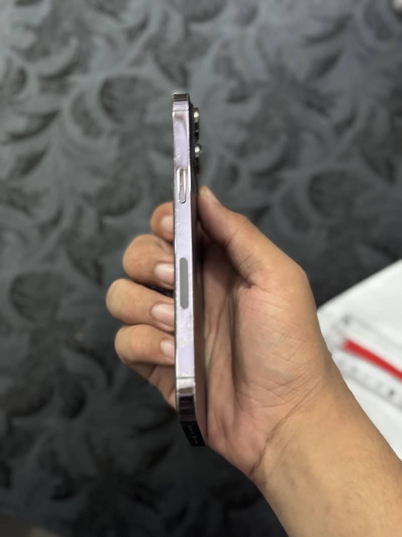 Apple iPhone 14 Pro Max 2
