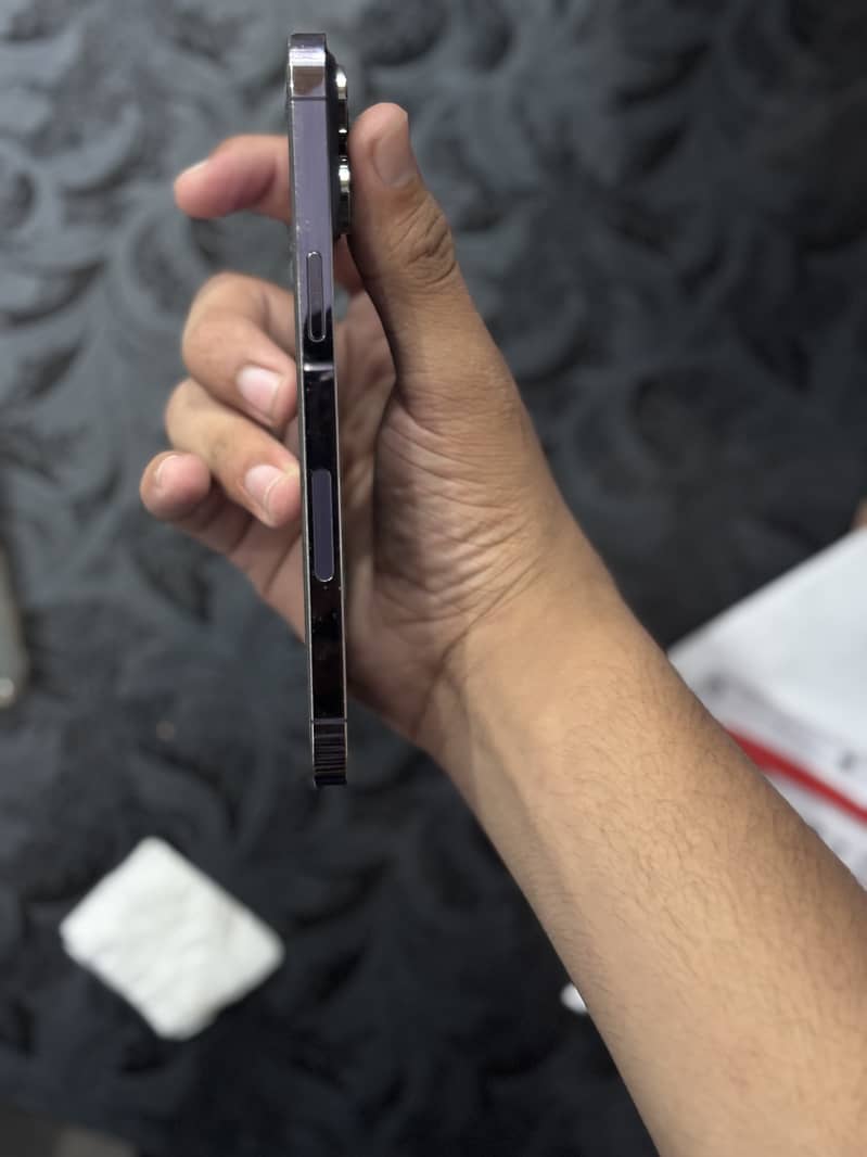 Apple iPhone 14 Pro Max 5