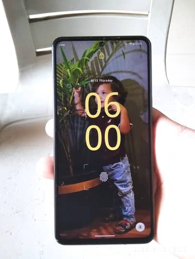 Sharp Aquos R7