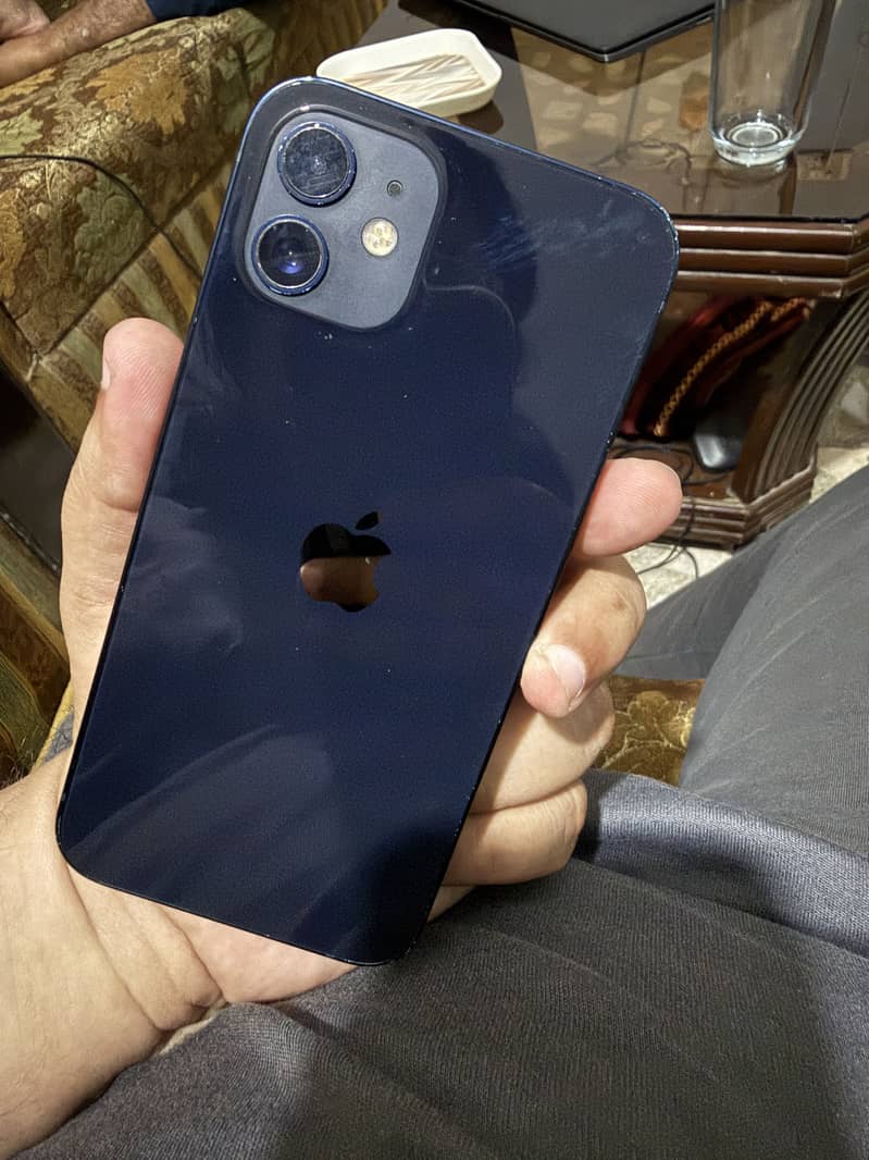 Apple iPhone 12 0