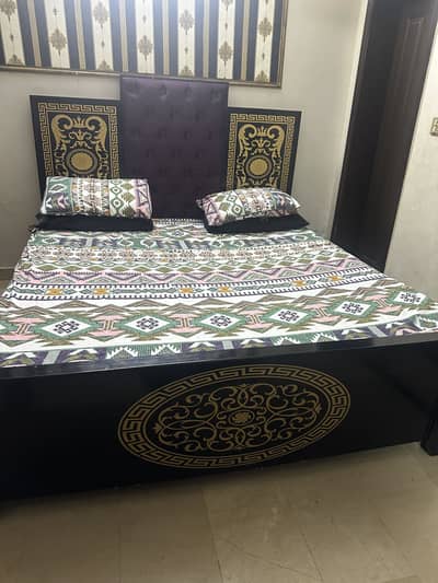 King size wooden bed