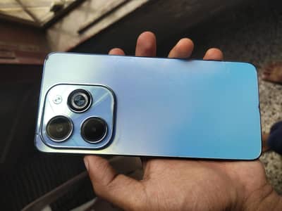 Infinix Hot 40i 8 256 complete box .