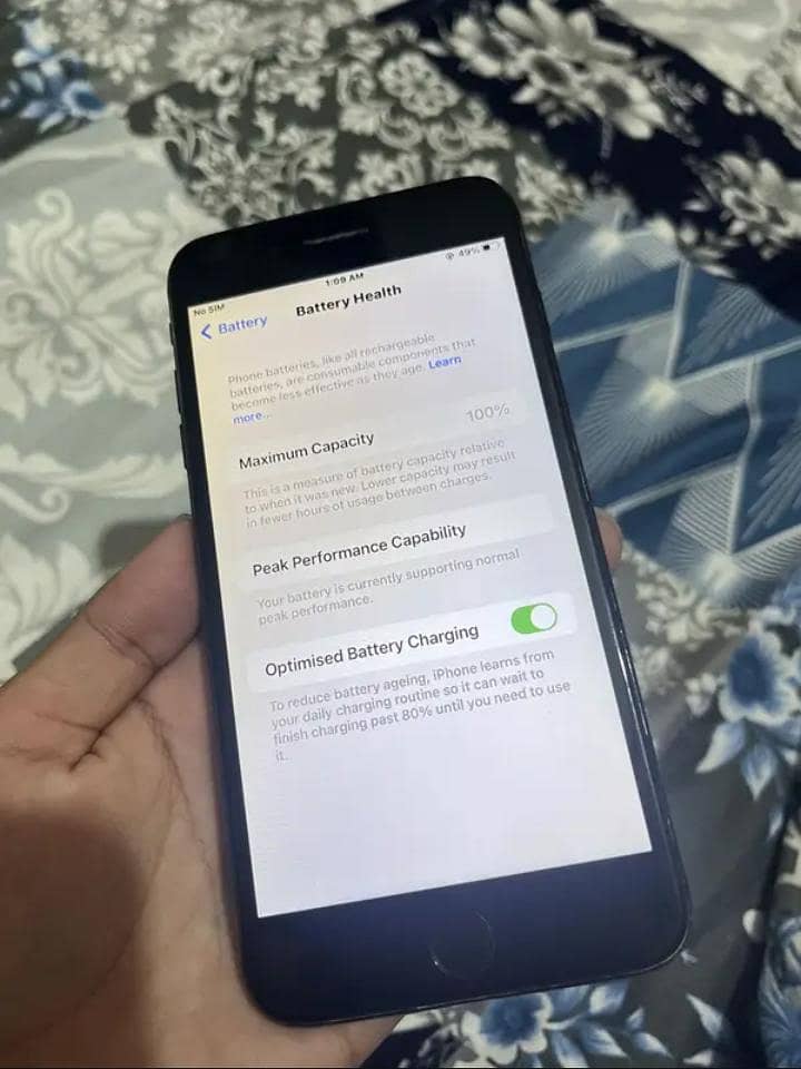 Apple iPhone 7 Plus 2