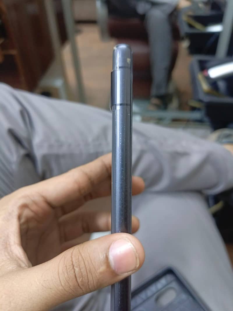 Google Pixel 7a 4
