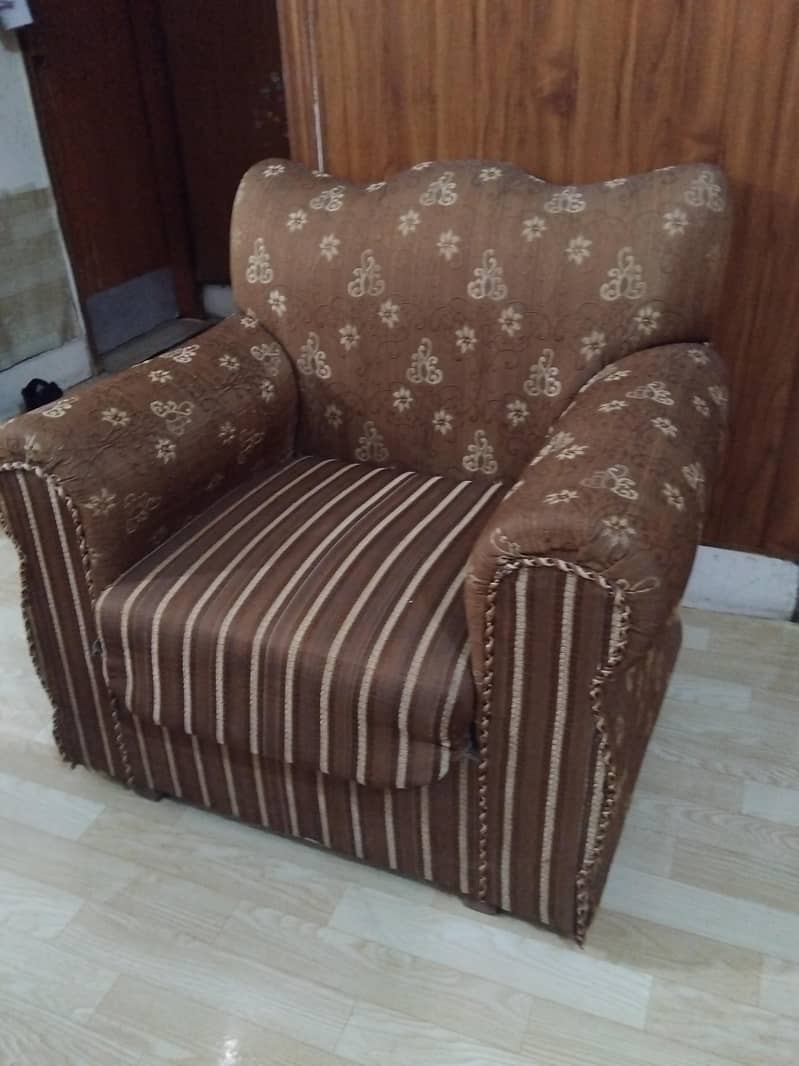 6 seater 1