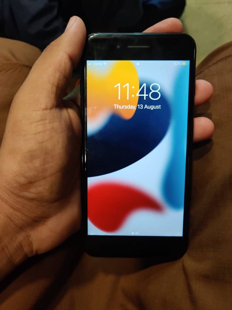 Apple iPhone 7 Plus 6