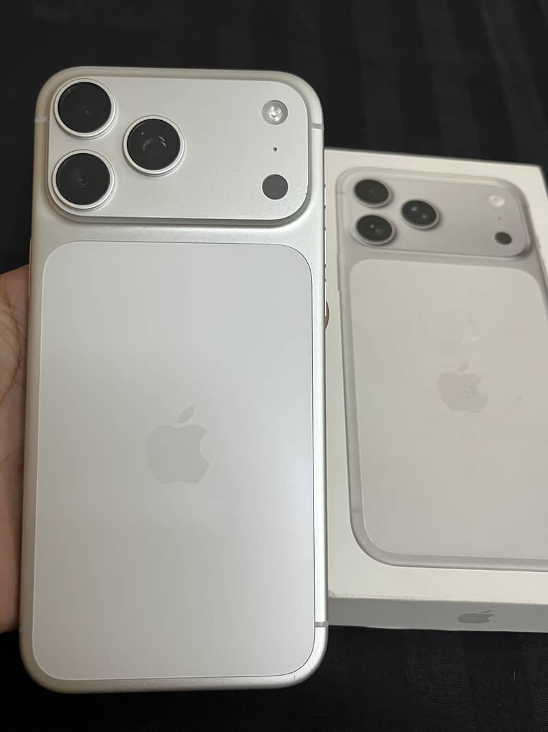 Iphone 17 pro max 1