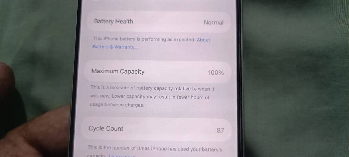 Apple iPhone 17 Pro Max 0