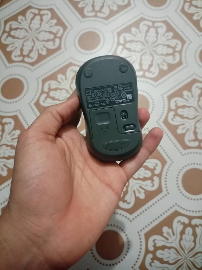 Logitech original wireless mouse 4