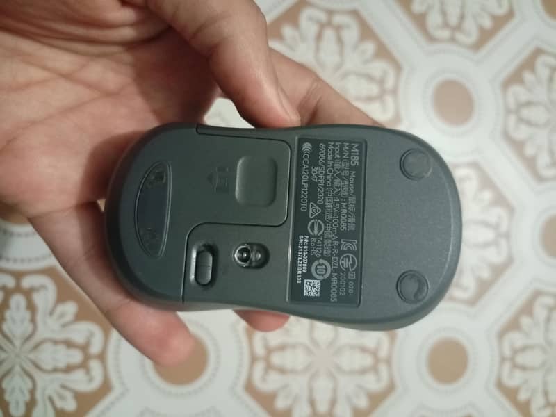 Logitech original wireless mouse 6