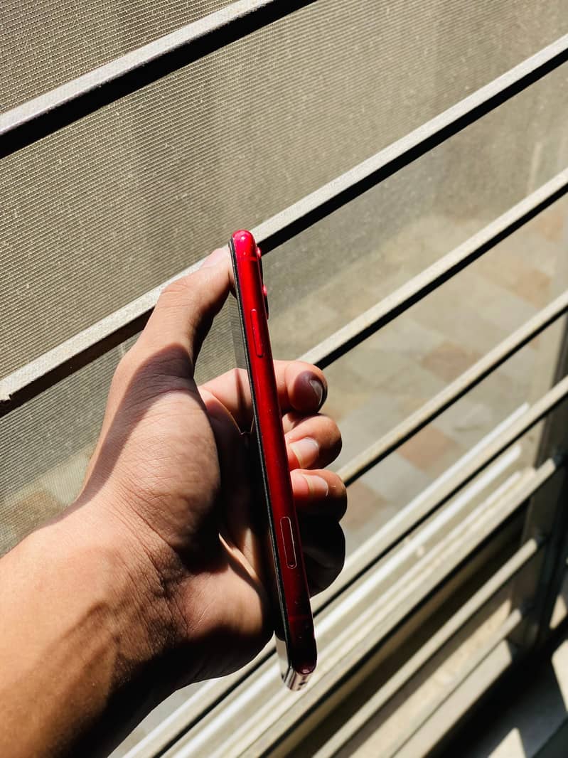 Apple iPhone 11 5
