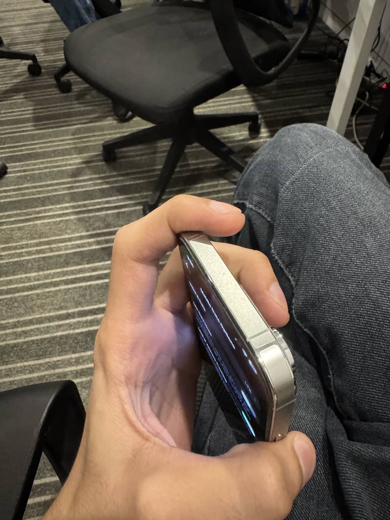 Apple iPhone 14 Pro 0