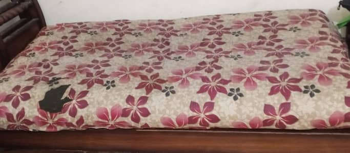 1folded double bed mattress