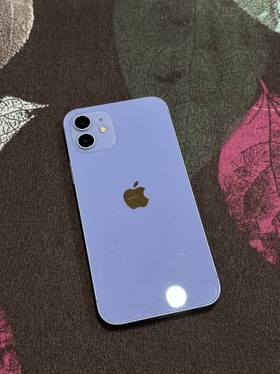 Apple iPhone 12