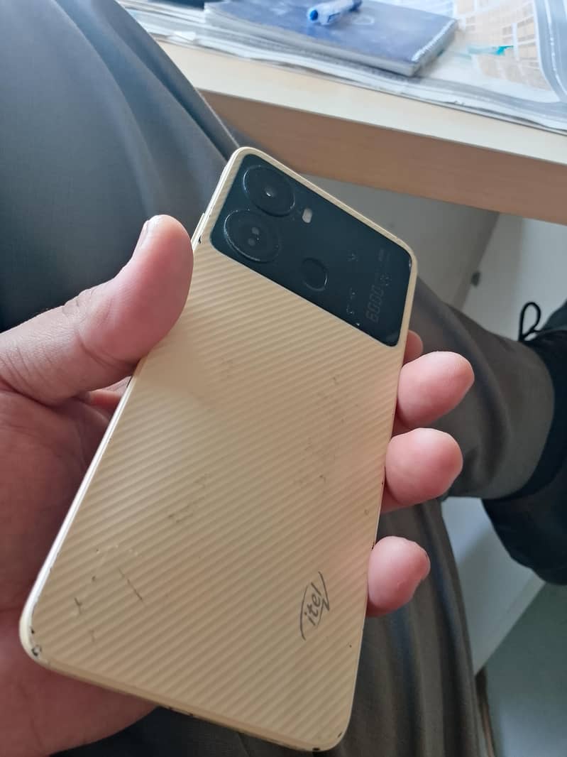 Itel P40 9