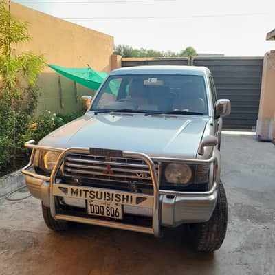 Mitsubishi Pajero 1996