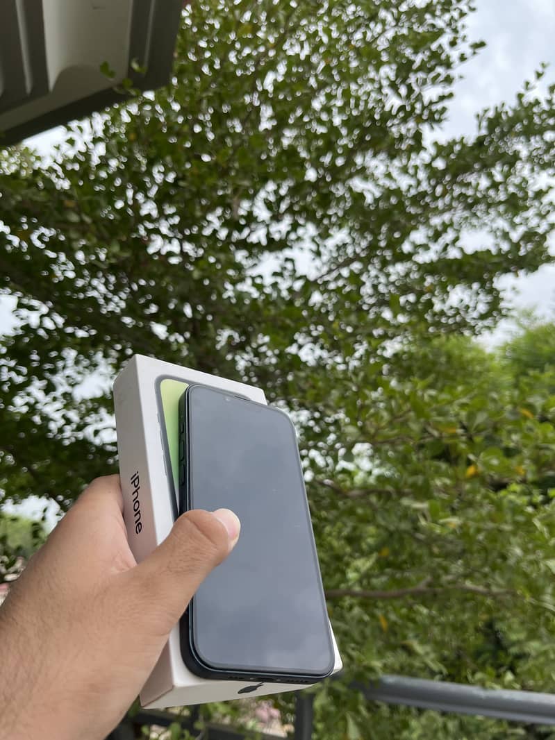 Apple iPhone 14 2