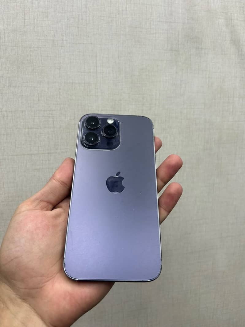 Apple iPhone 14 Pro Max 0