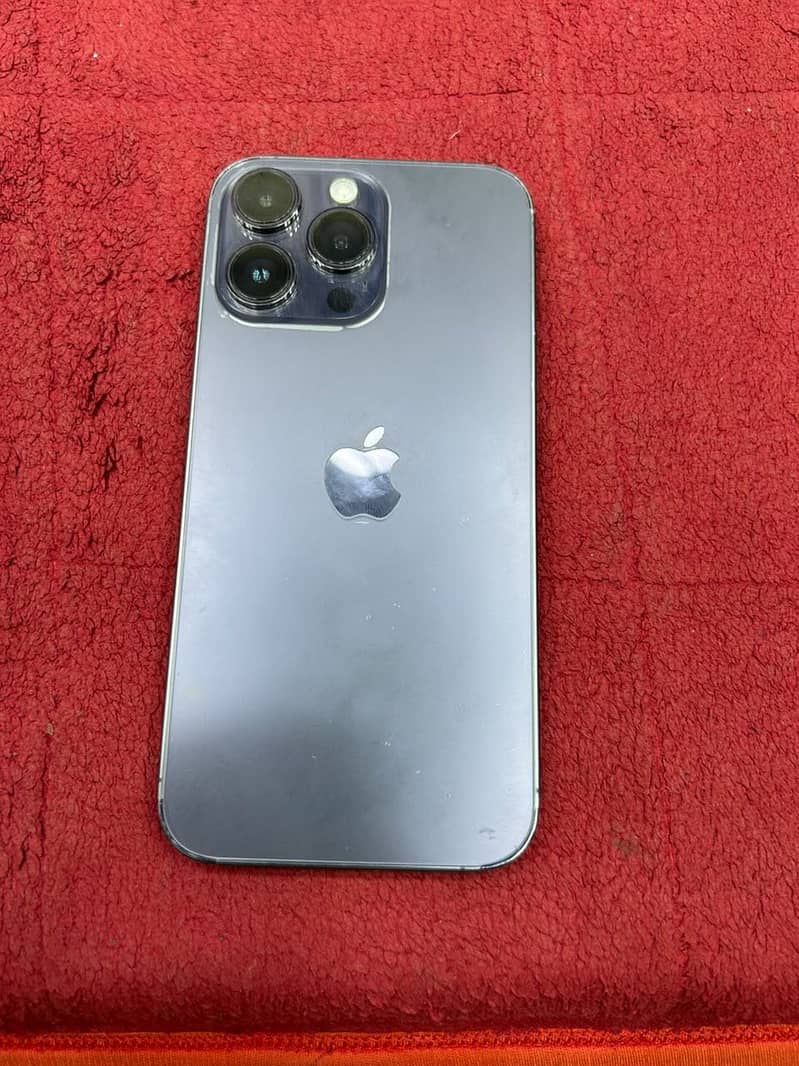 Apple iPhone 14 Pro Max 1