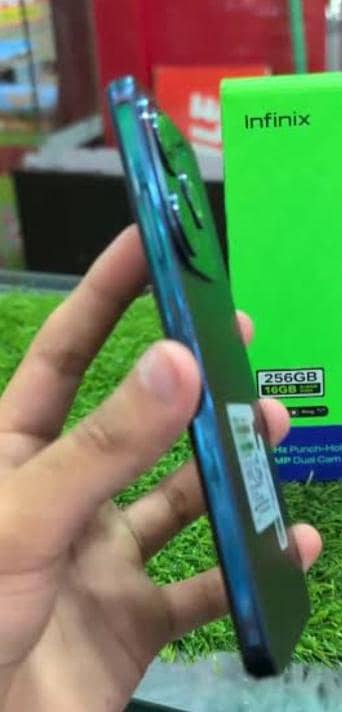 Infinix Hot 40
