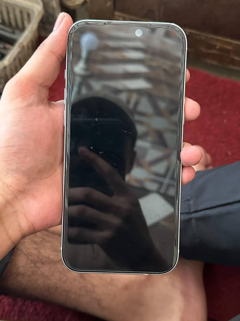 Apple iPhone 17 Pro Max 5