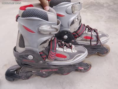 Skate full kit in best price. Skate, Helmet and knee pad with it's ba
