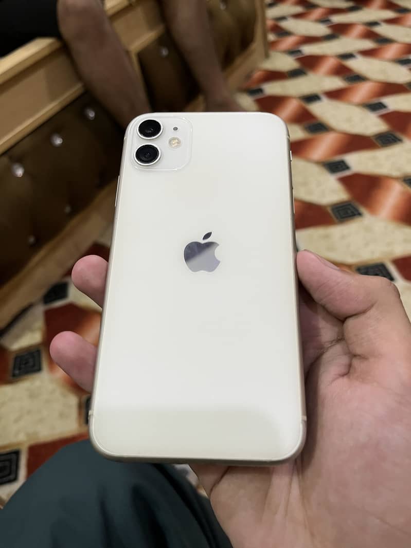 Apple iPhone 11 2